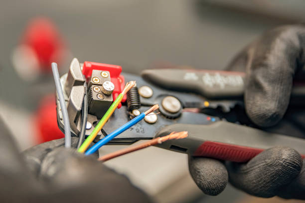 Best Electrical Installation Contractor  in Alice, TX